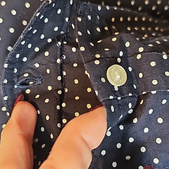 TOMMY HILFIGER NAVY WHITE POLKA DOT LONG ROLL-TAB SLEEVE BUTTON-UP BLOUSE - Picture 10 of 16